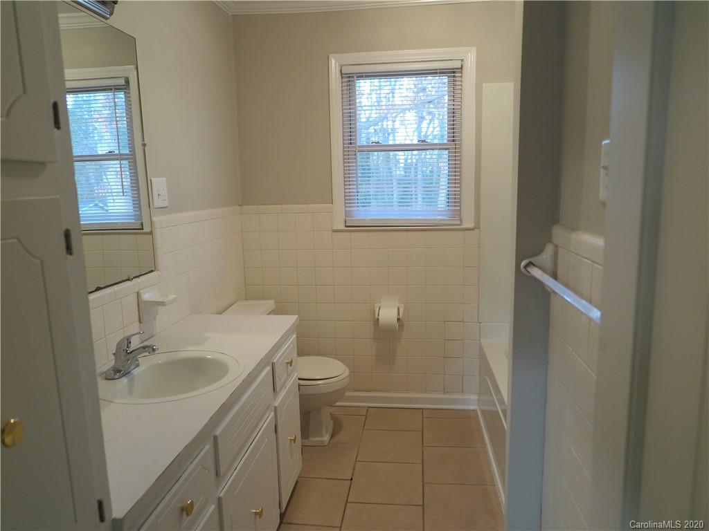 1041 Avondale Road Lowell, NC 28098 - Photo 12 of 22 Gallery Image 12