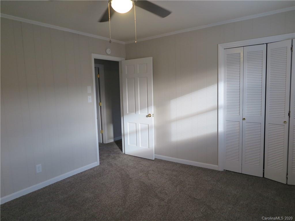 1041 Avondale Road Lowell, NC 28098 - Photo 16 of 22 Gallery Image 16