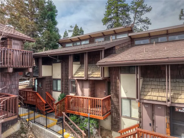 $474,900 | 861 Thrush Drive, Unit 14, Big Bear Lake, CA 92315