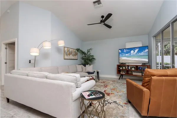 $10,000 | 1511 Whispering Oaks Circle, Naples, FL 34110