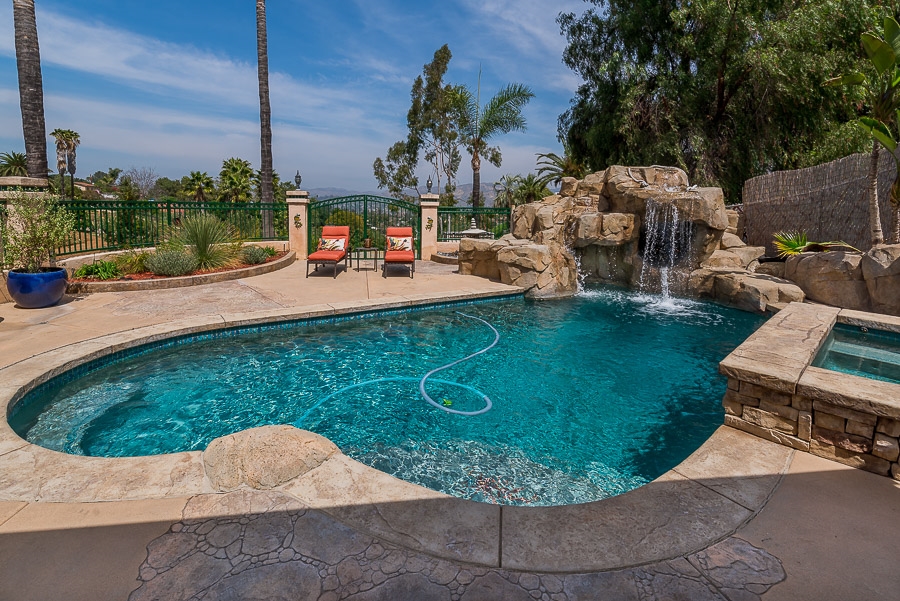 8663 Gardena Road Lakeside, CA 92040 - Photo 1 of 25