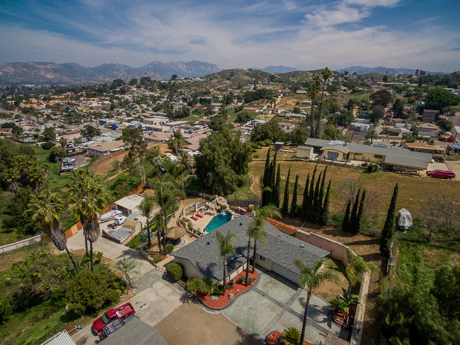 8663 Gardena Road Lakeside, CA 92040 - Photo 2 of 25