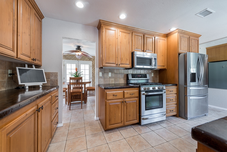 8663 Gardena Road Lakeside, CA 92040 - Photo 5 of 25