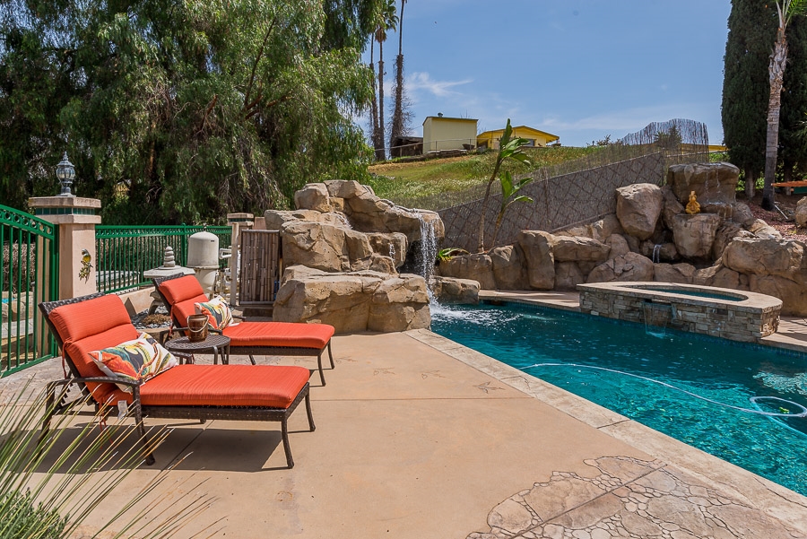 8663 Gardena Road Lakeside, CA 92040 - Photo 8 of 25