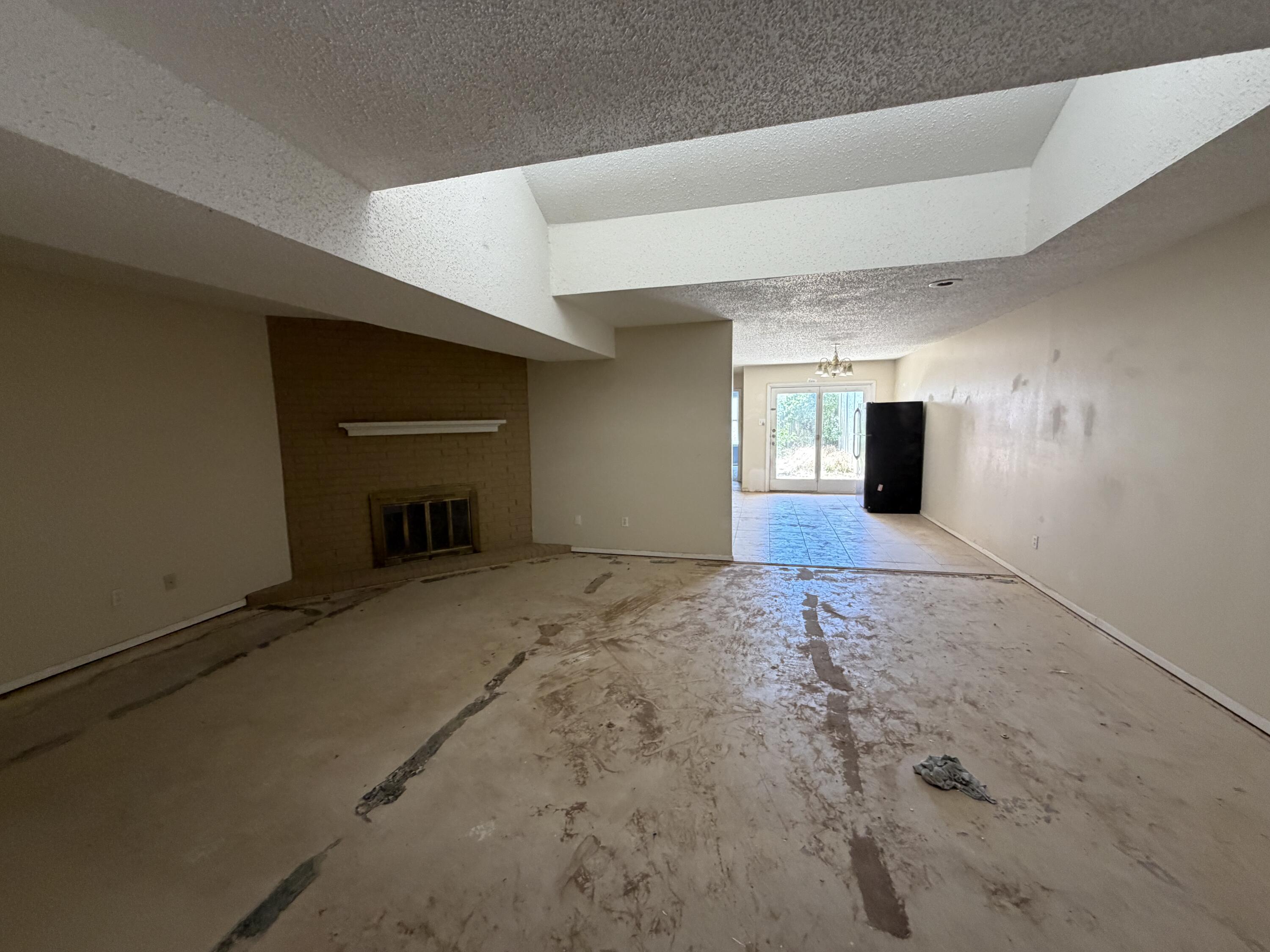 5015 27th Street Lubbock, TX 79407 - Photo 4 of 11 IMG_0152