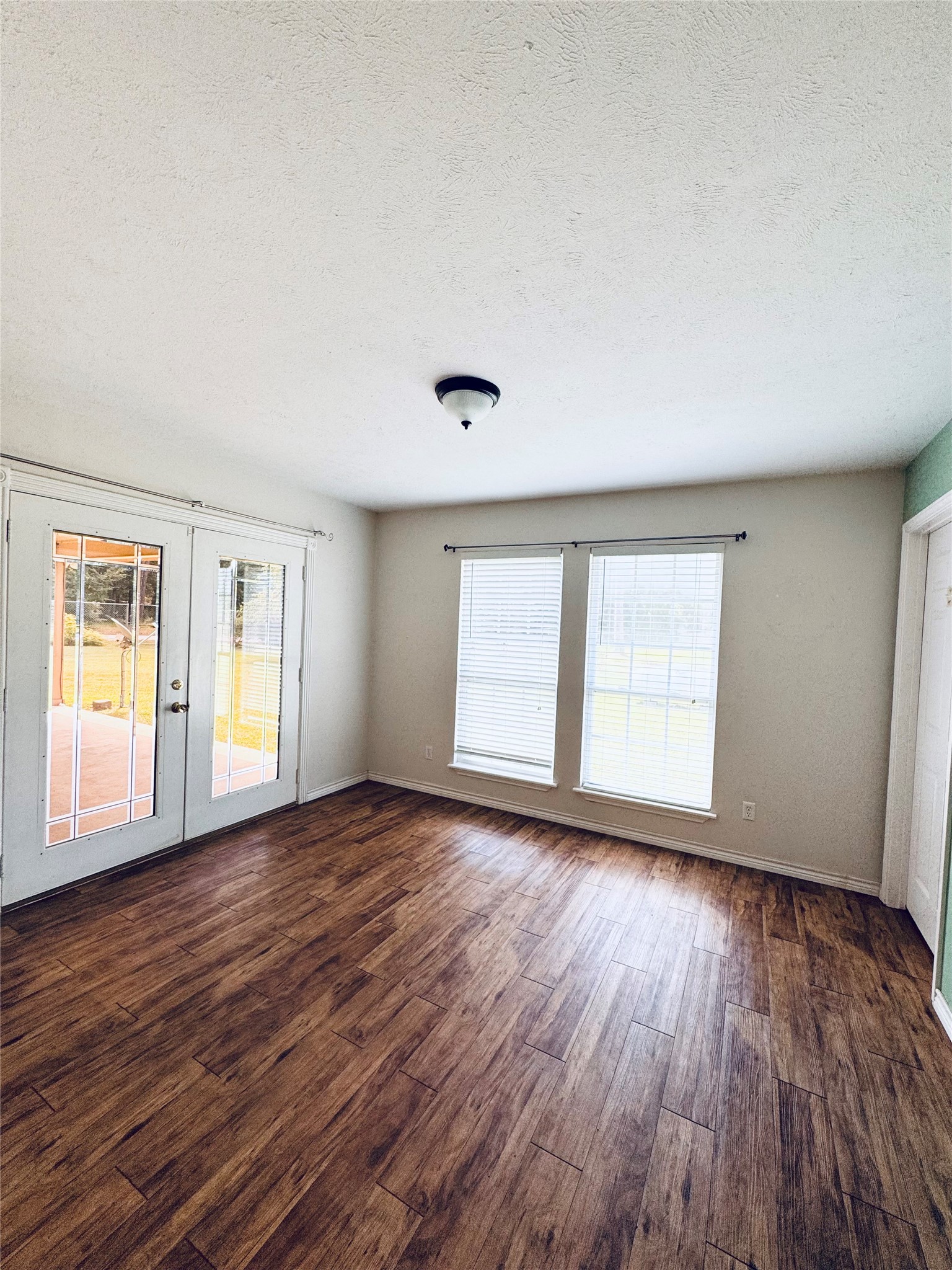 10991 Gilmore Road Cleveland, TX 77328 - Photo 13 of 42 Gallery Image 13