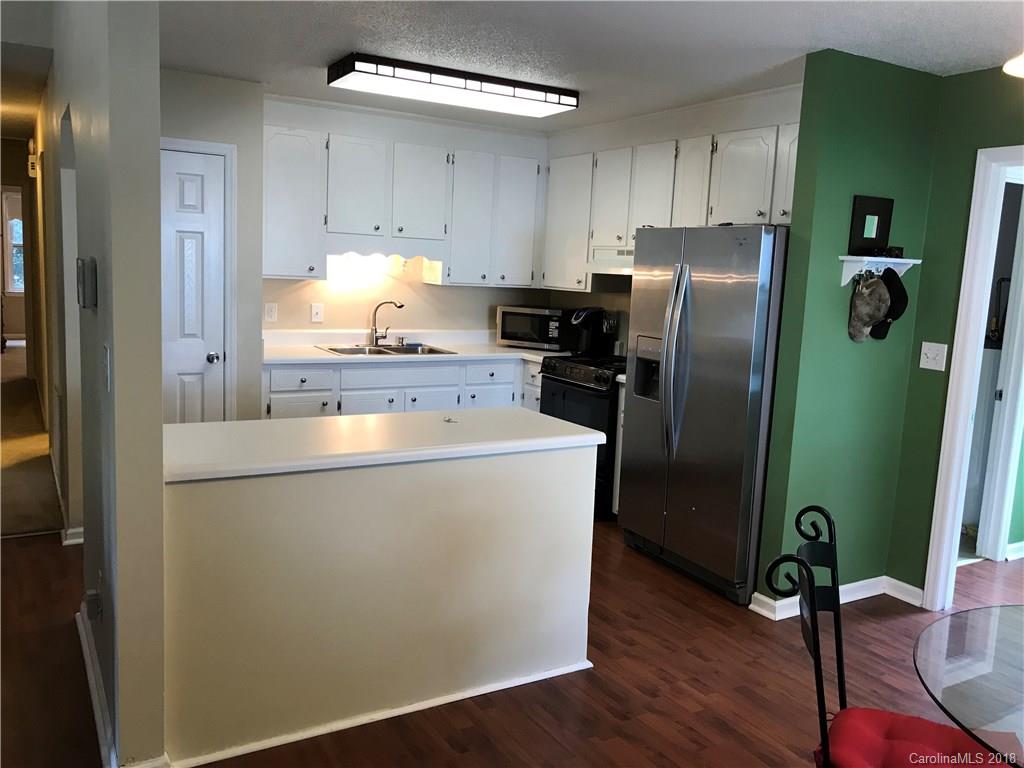 305 Lincoln Road, Unit 3 York, SC 29745 - Photo 10 of 15 Gallery Image 10