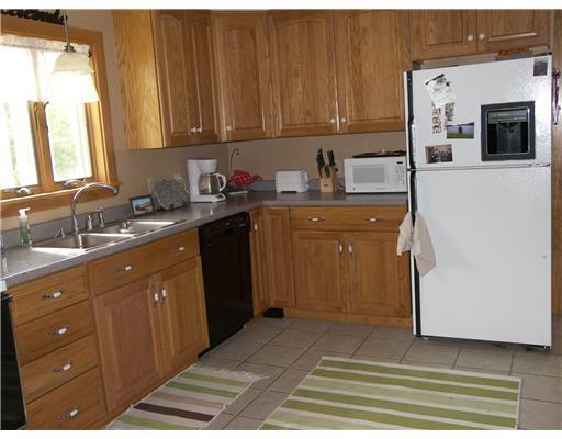 653 Berrys Mill Road West Bath, ME 04530 - Photo 7 of 20 Kitchen.