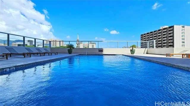 $2,950 | 1212 Punahou Street, Unit 2005, Honolulu, HI 96826