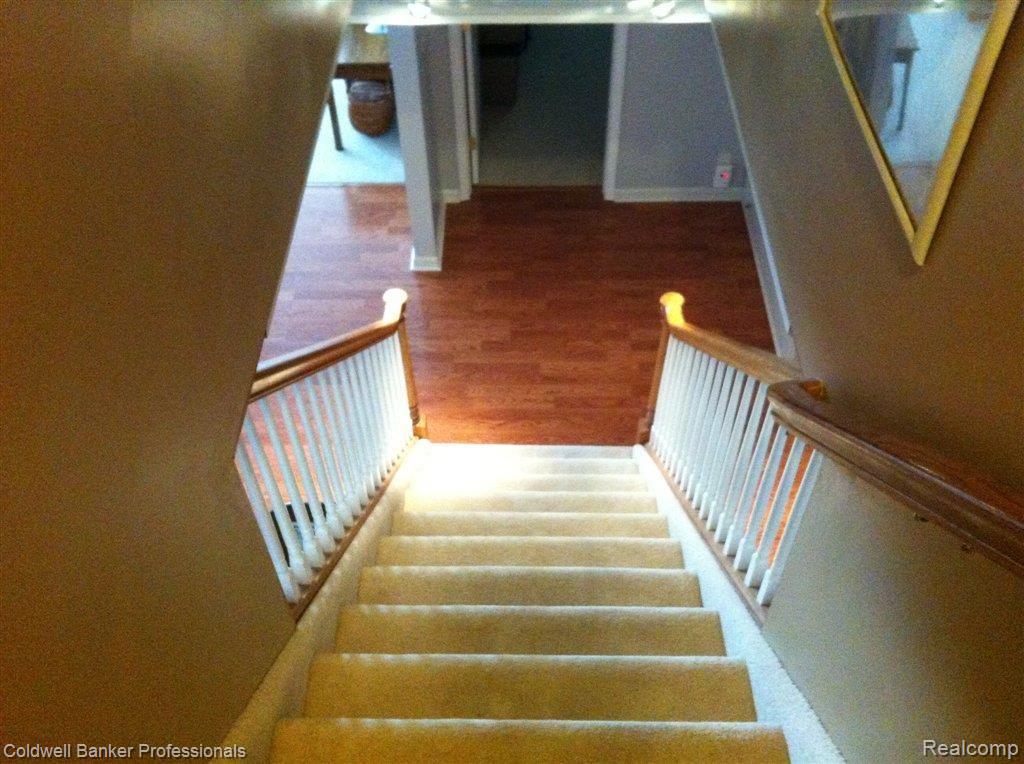 4292 Springwood Fenton, MI 48430 - Photo 13 of 18 IMG_0583.JPG