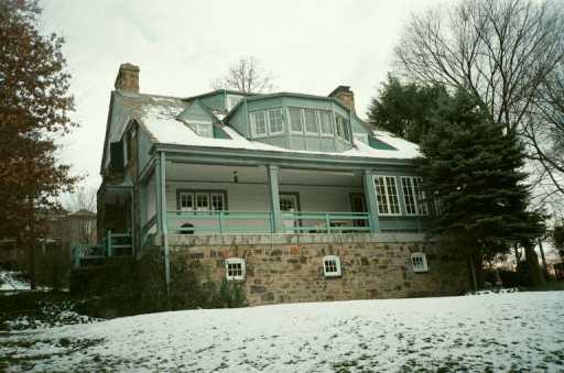 396 Midway Road Mt. Lebanon, PA 15216 - Photo 8 of 8 Gallery Image 8