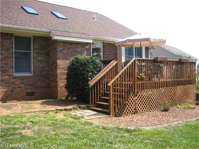 206 Stapleton Way High Point, NC 27265 - Photo 12 of 16 Patio/Deck.