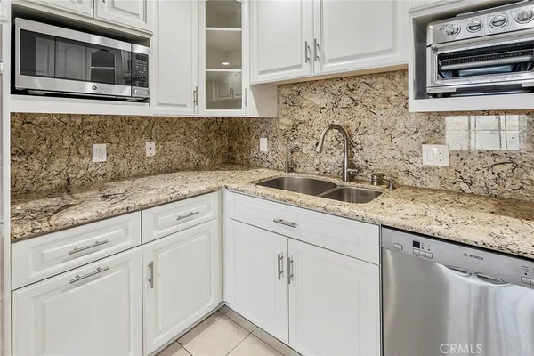 $5,000 | 3200 La Rotonda Drive, Unit 613, Rancho Palos Verdes, CA 90275