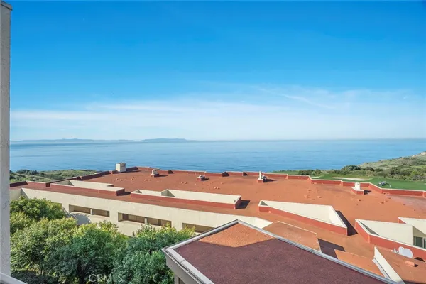 $5,000 | 3200 La Rotonda Drive, Unit 613, Rancho Palos Verdes, CA 90275