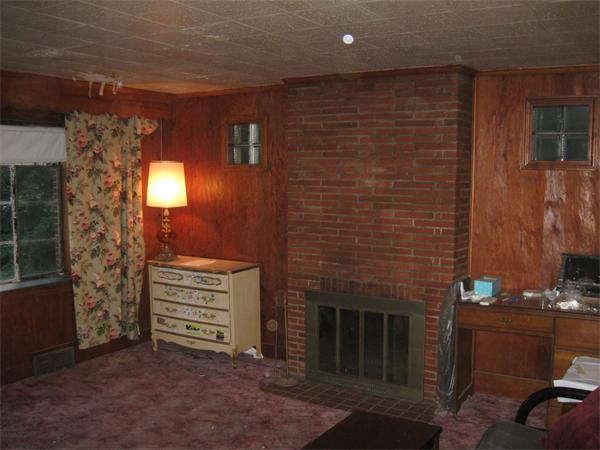 89 Juniper Road Holbrook, MA 02343 - Photo 2 of 7 a view of outdoor space and window