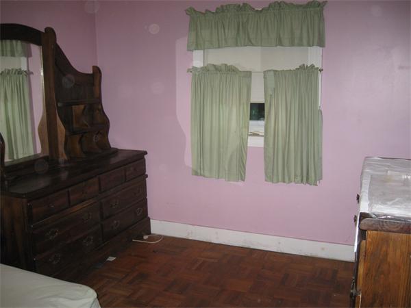 89 Juniper Road Holbrook, MA 02343 - Photo 5 of 7 a front view of a house