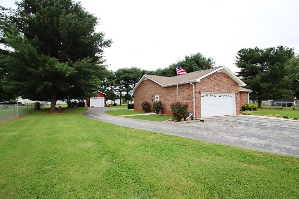 166 James Austin Road Sparta, TN 38583 - Photo 24 of 29 Gallery Image 24