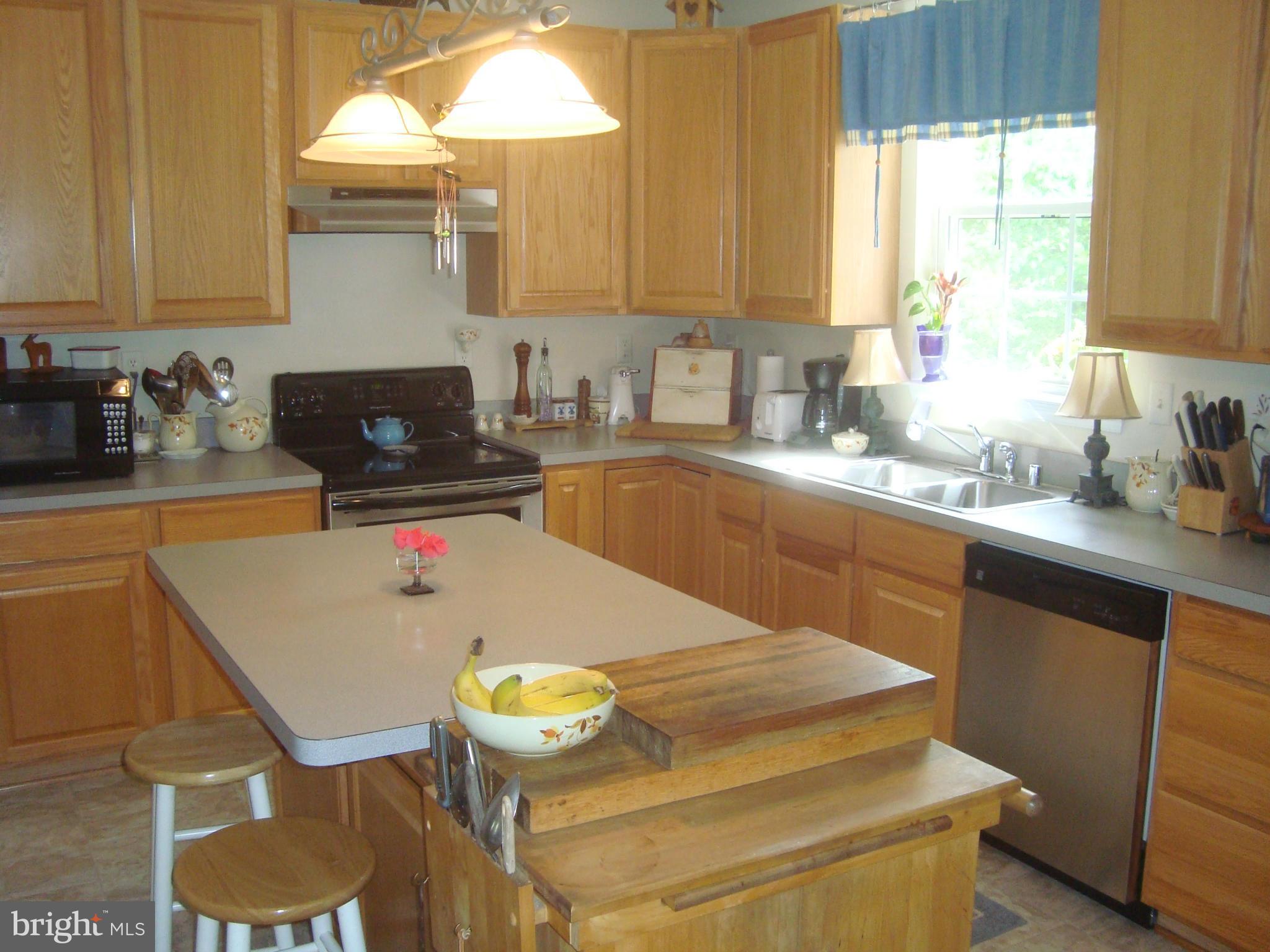 12521 Kent Road King George, VA 22485 - Photo 3 of 30 Kitchen