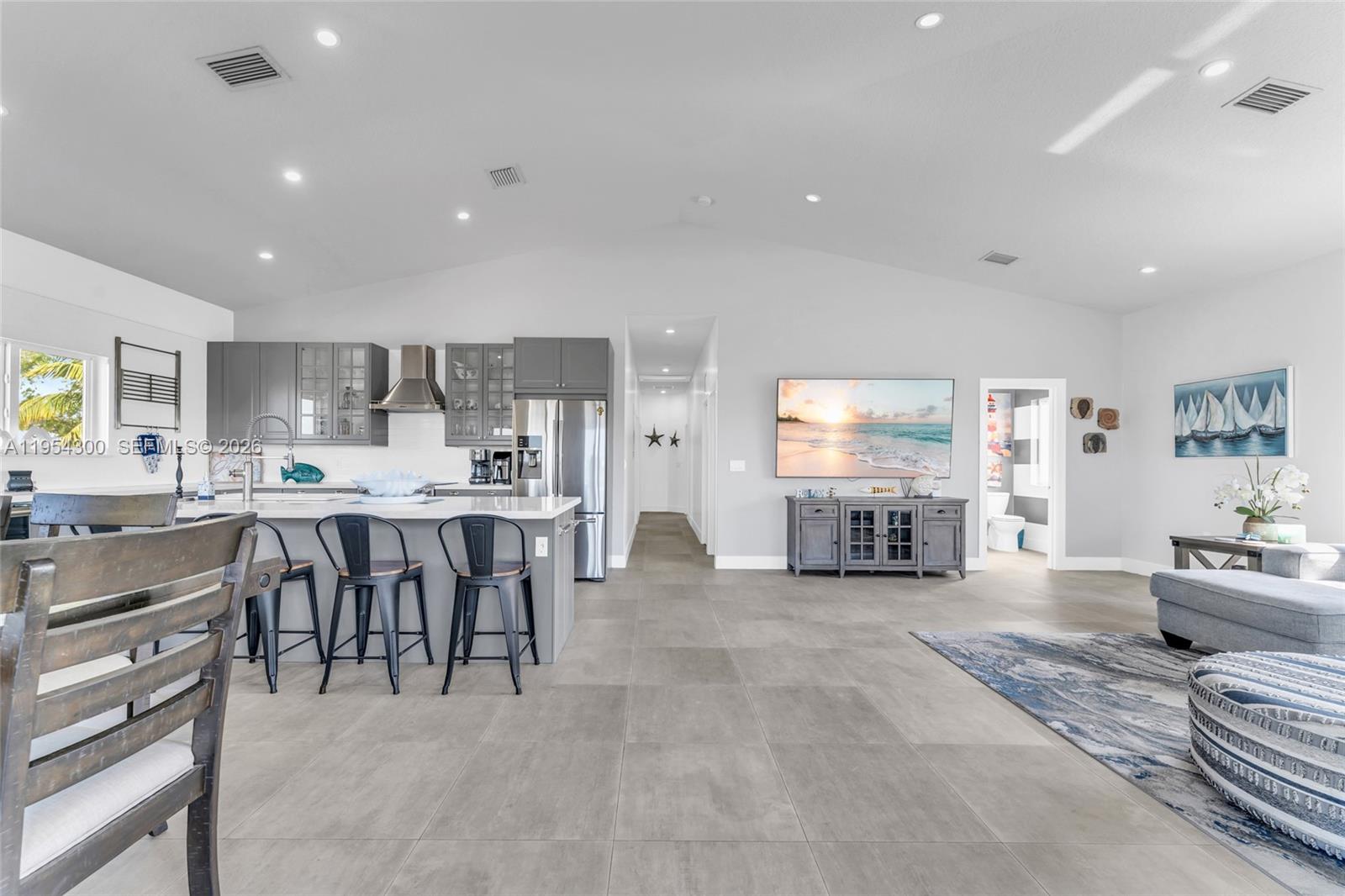 16 North Channel Drive Key Largo, FL 33037 - Photo 20 of 49