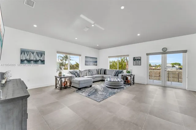 $1,175,000 | 16 North Channel Drive, Key Largo, FL 33037