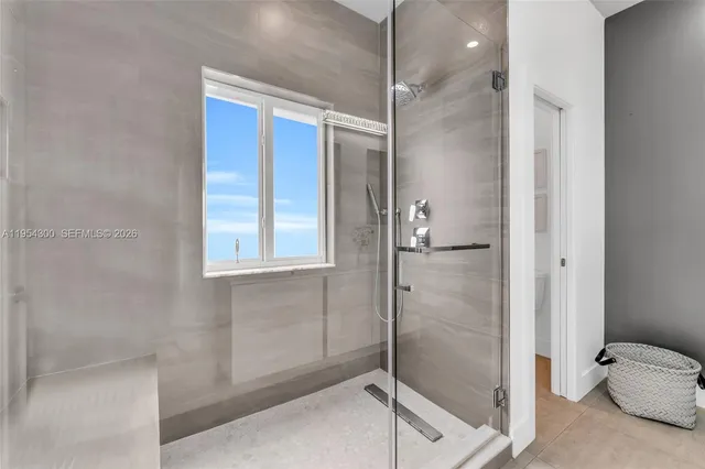 $1,175,000 | 16 North Channel Drive, Key Largo, FL 33037