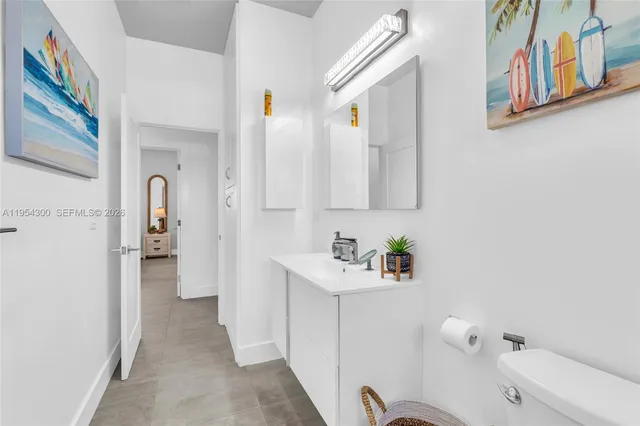 $1,175,000 | 16 North Channel Drive, Key Largo, FL 33037