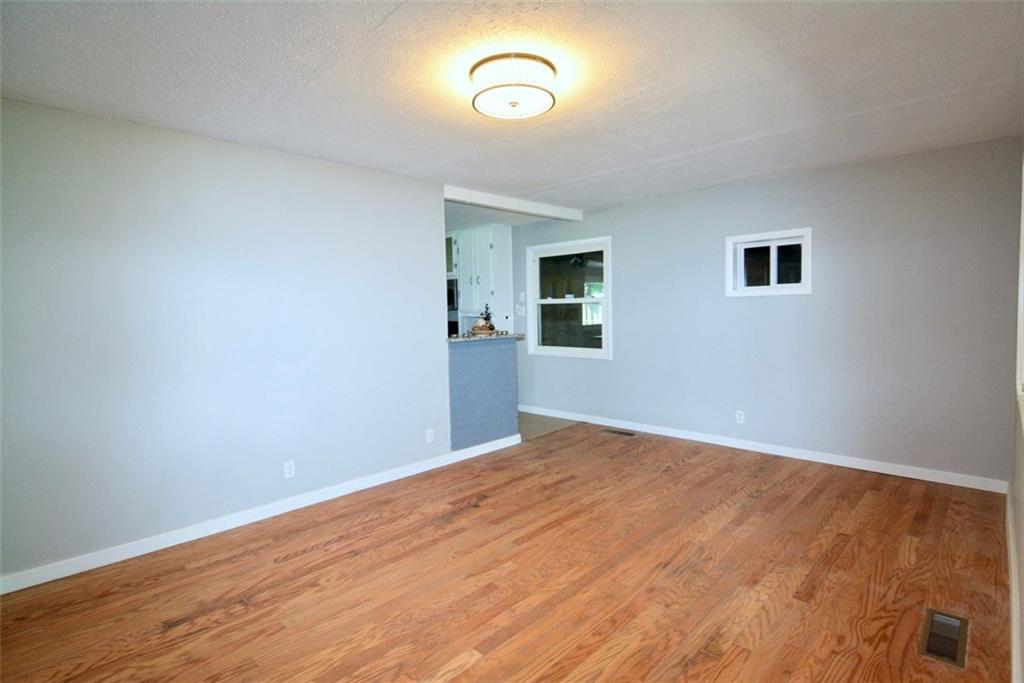 1804 Randall Road Indianapolis, IN 46240 - Photo 4 of 18 Gallery Image 4