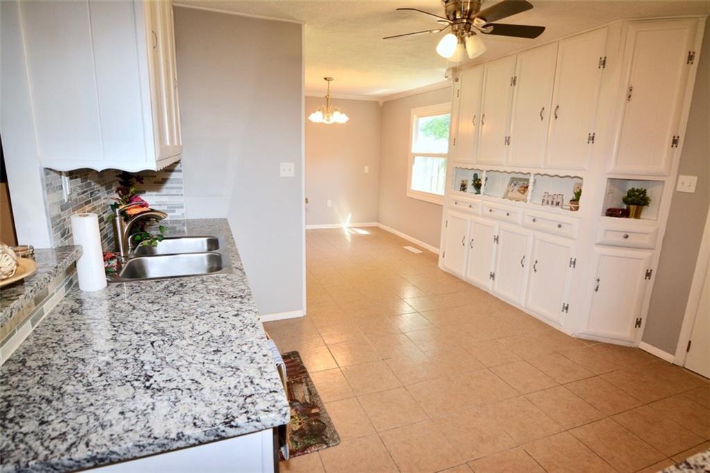 1804 Randall Road Indianapolis, IN 46240 - Photo 9 of 18 Gallery Image 9