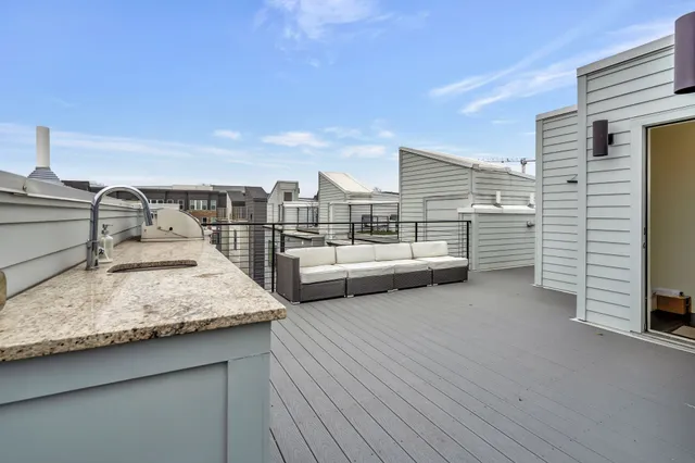 $5,400 | 826 13th Avenue South, Nashville, TN 37203