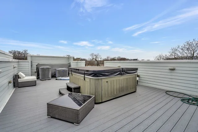 $5,400 | 826 13th Avenue South, Nashville, TN 37203