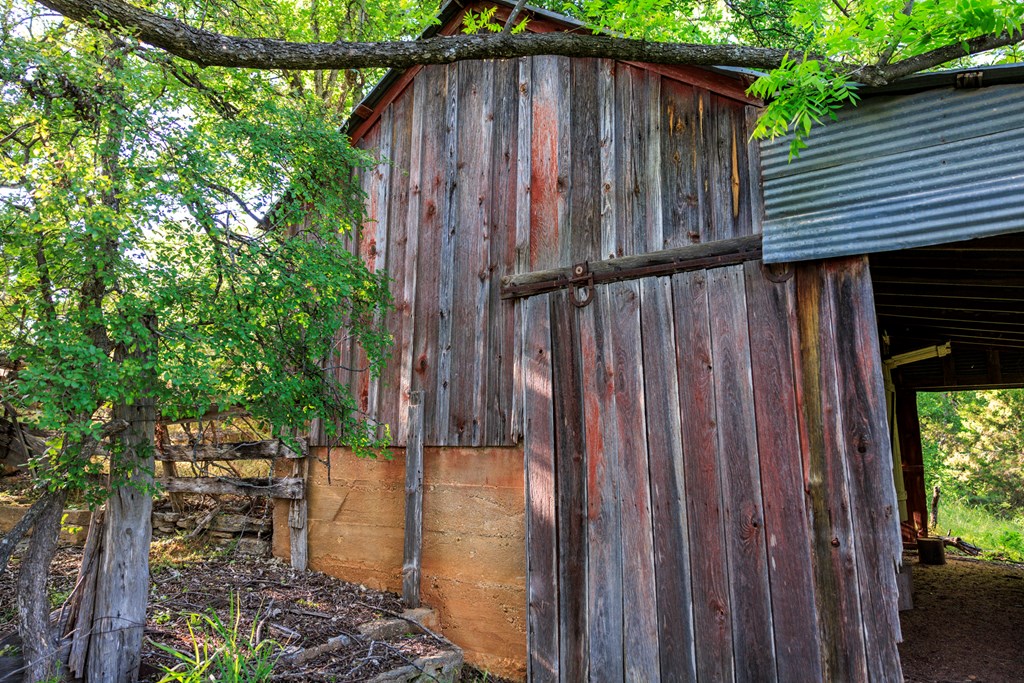2937 Langes Mill Road Doss, TX 78618 - Photo 19 of 68 Granary