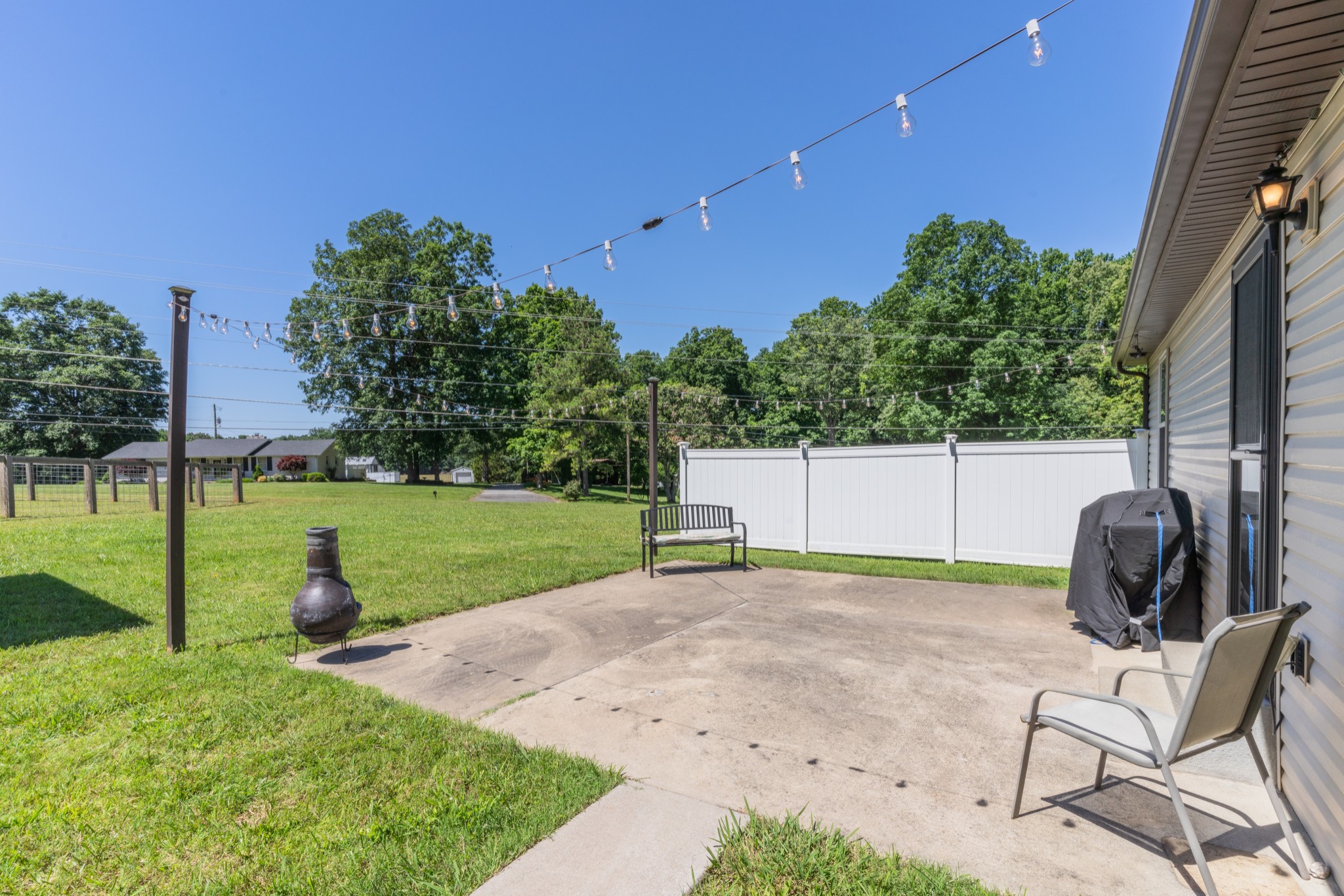 7927 Cedar Grove Road Cross Plains, TN 37049 - Photo 23 of 26 a view of a backyard with sitting area