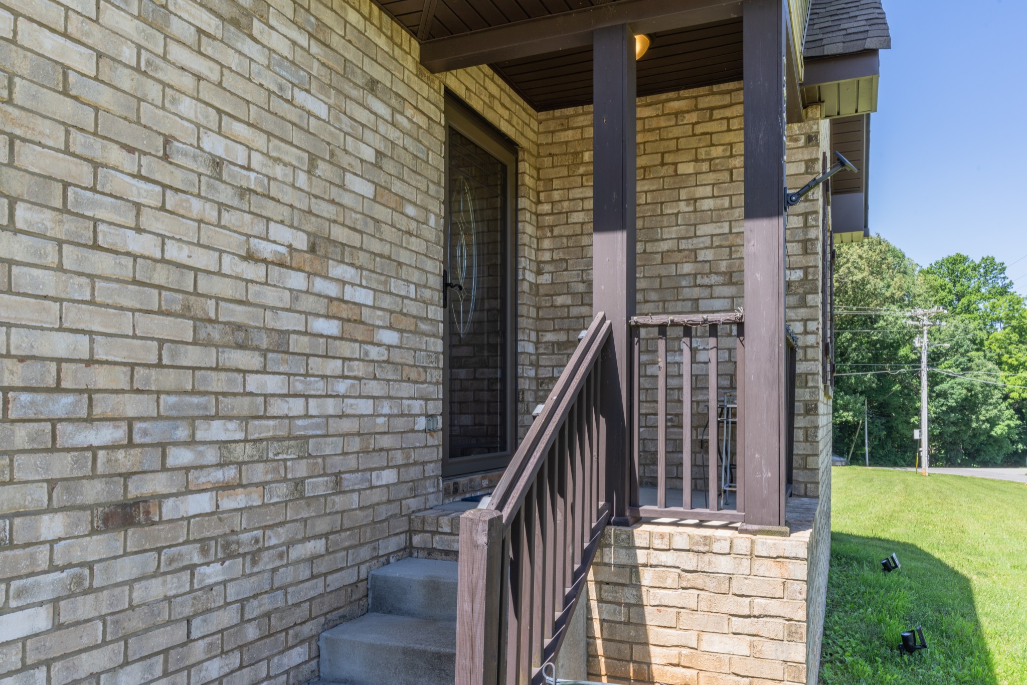 7927 Cedar Grove Road Cross Plains, TN 37049 - Photo 3 of 26 a view of balcony with wooden floor and fence