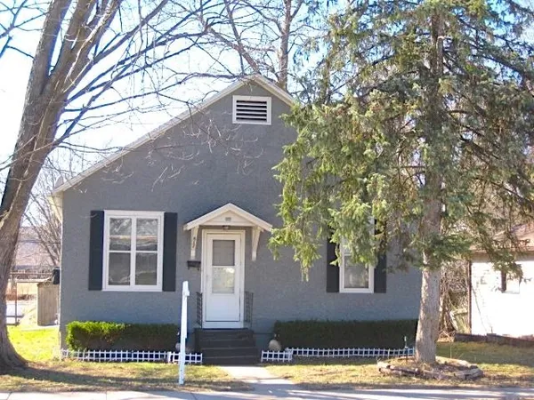$169,000 | 817 North Beaumont Road, Prairie du Chien, WI 53821