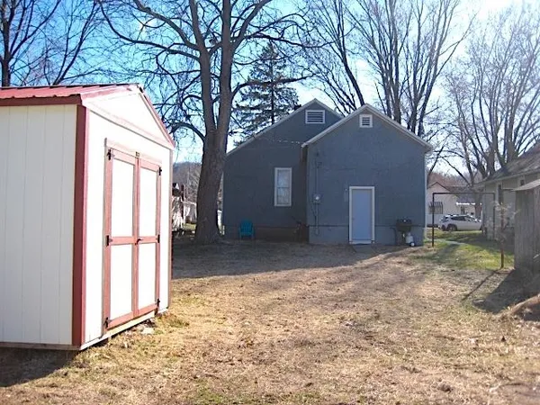 $169,000 | 817 North Beaumont Road, Prairie du Chien, WI 53821