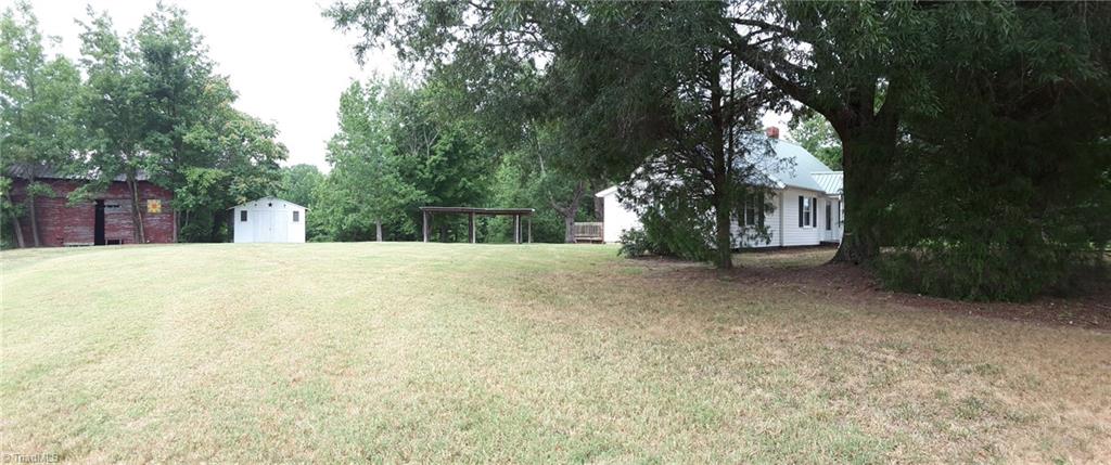 1954 Thomas Road Lexington, NC 27295 - Photo 5 of 30 Gallery Image 5