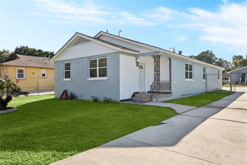 1663 Shirley Drive New Orleans, LA 70114 - Photo 1 of 20
