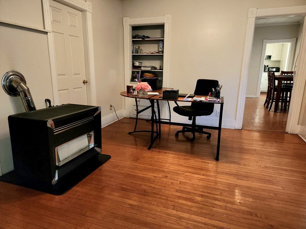 14 Mckinley Road Worcester, MA 01605 - Photo 11 of 12 Gallery Image 11