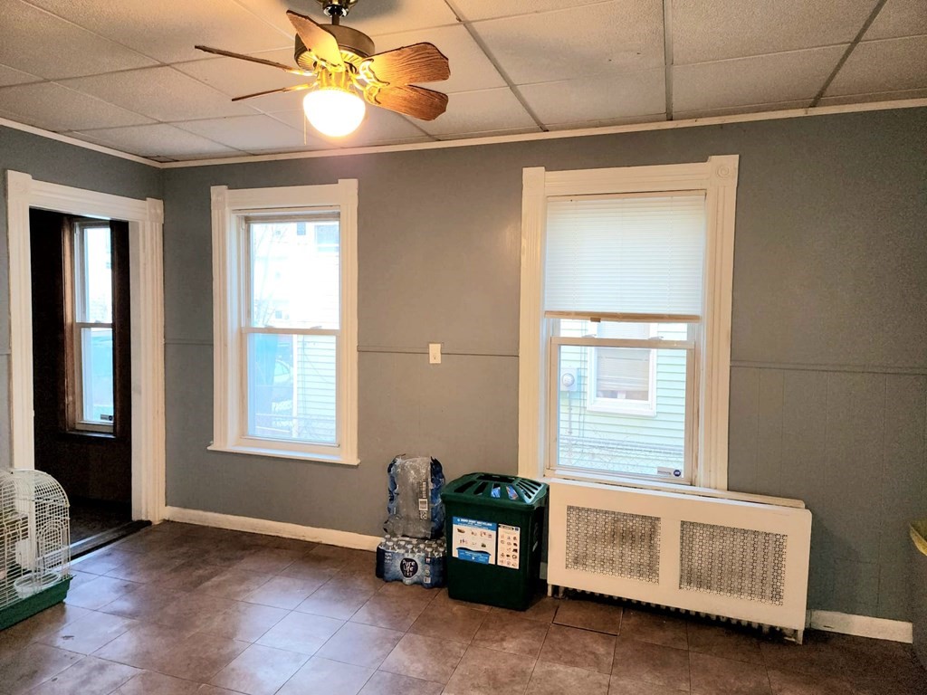 14 Mckinley Road Worcester, MA 01605 - Photo 8 of 12 Gallery Image 8