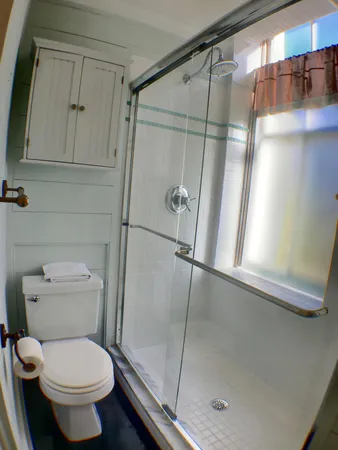 $1,995 | 251 Meeting Street, Unit 3, Charleston, SC 29401