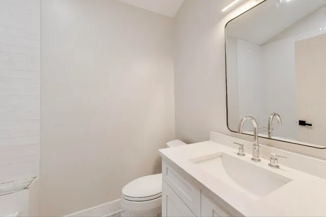 $1,150,000 | 2529 North Lawndale Avenue, Chicago, IL 60647