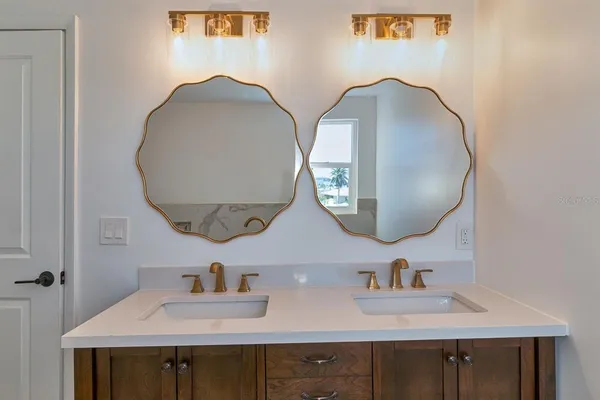 $2,494,900 | 451 Palm Island Northeast, Clearwater Beach, FL 33767