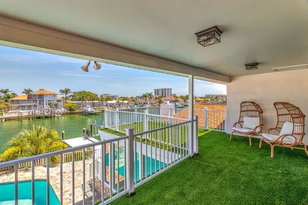 $2,494,900 | 451 Palm Island Northeast, Clearwater Beach, FL 33767