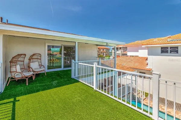 $2,494,900 | 451 Palm Island Northeast, Clearwater Beach, FL 33767