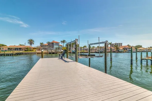 $2,494,900 | 451 Palm Island Northeast, Clearwater Beach, FL 33767