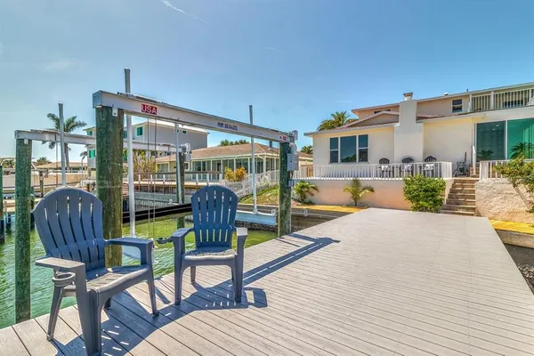 $2,494,900 | 451 Palm Island Northeast, Clearwater Beach, FL 33767