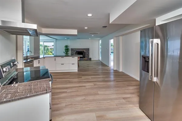$2,494,900 | 451 Palm Island Northeast, Clearwater Beach, FL 33767