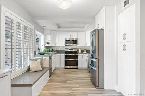 $1,300,000 | 3576 Normandy Circle, Oceanside, CA 92056