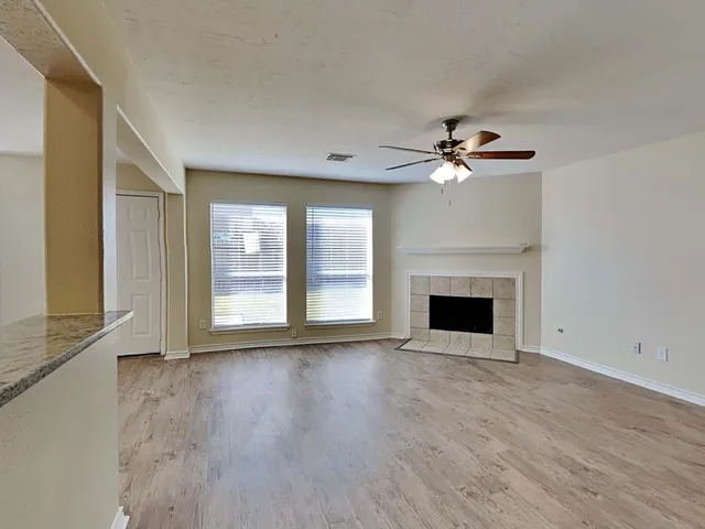 $2,075 | 16942 Hampton Glen Court, Houston, TX 77083