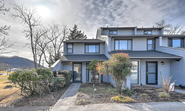 $199,900 | 2420 Volunteer Parkway, Unit 1A, Bristol, TN 37620